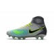 2018 Botas de fútbol Nike Magista Obra II FG