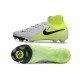 Nike Phantom Luna 2 Elite Nu FG Plateado metalizado Negro Voltio