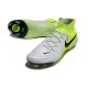 Nike Phantom Luna 2 Elite Nu FG Plateado metalizado Negro Voltio